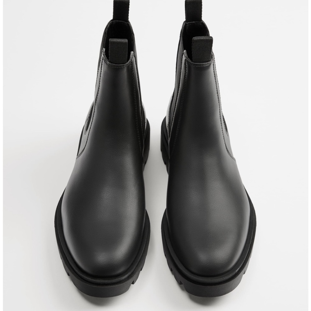 ZARA MEN TREADED CHELSEA BOOTS - Picture 4 of 10
